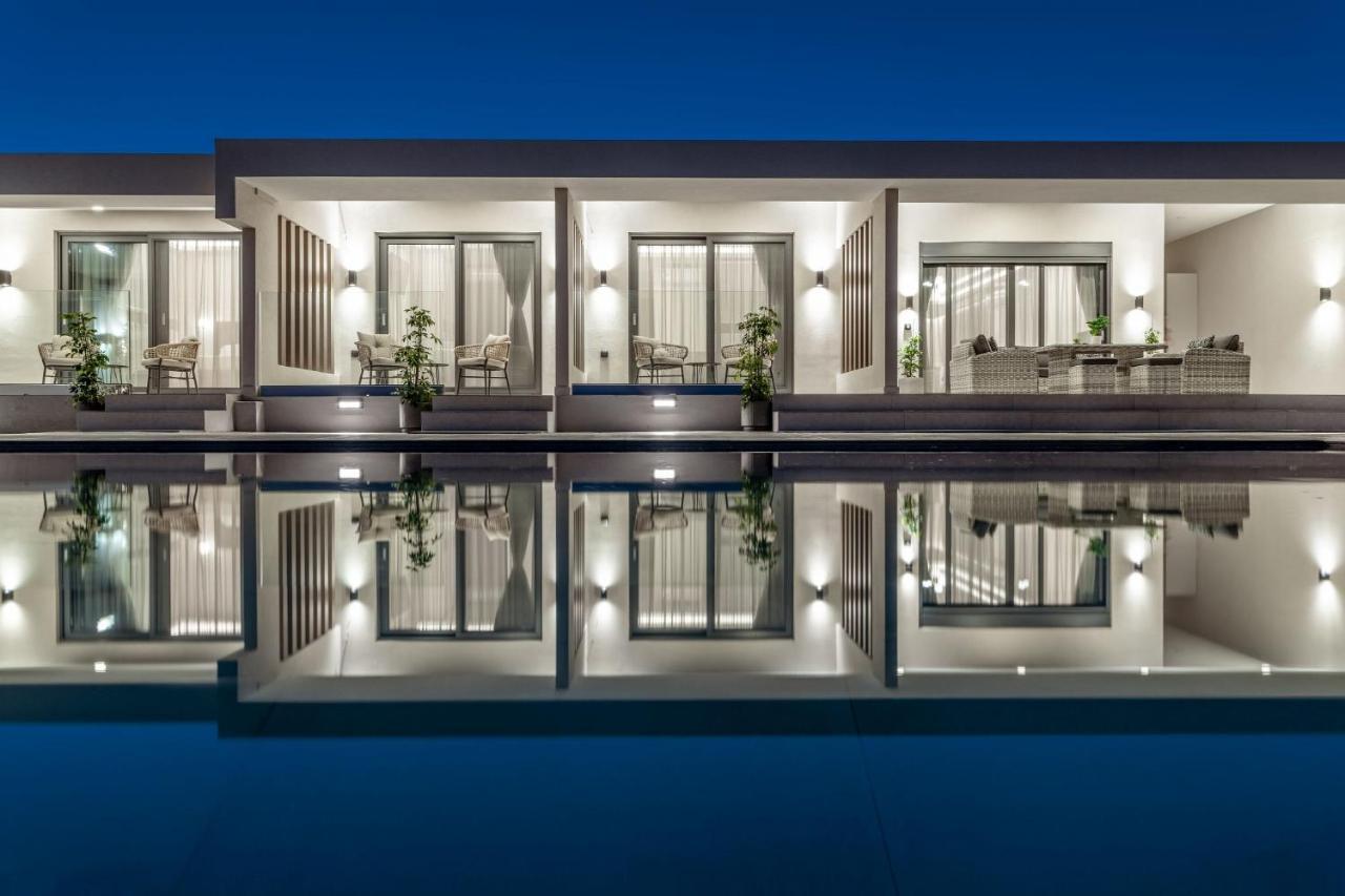 Roselia - Luxury Escape With Magnificent Views, By Zantewize Vila Laganas