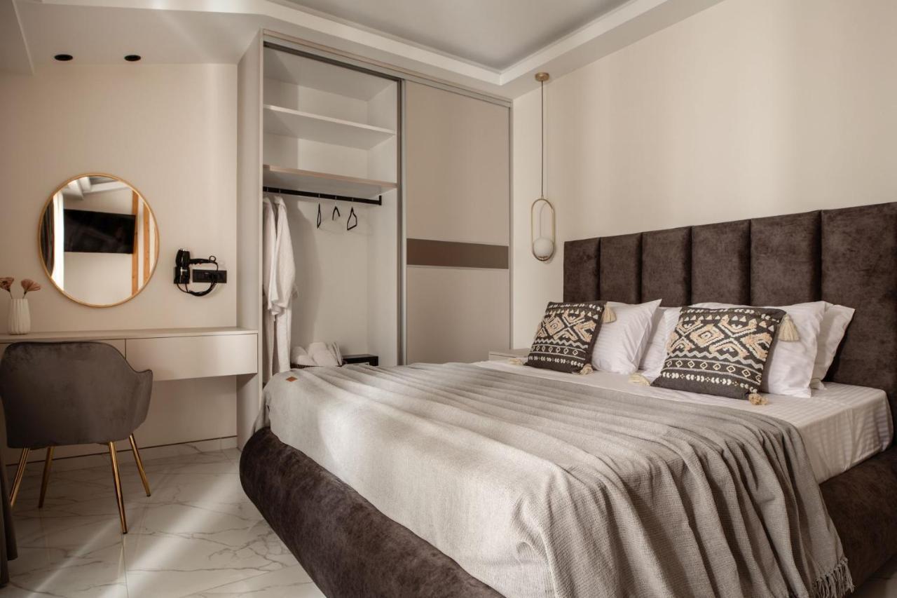 Vila Roselia - Luxury Escape With Magnificent Views, By Zantewize