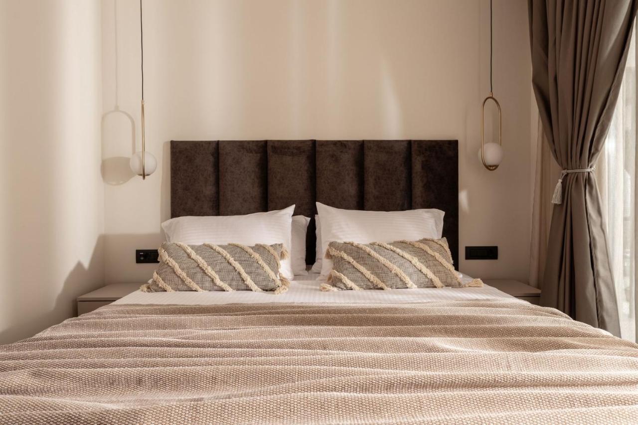 Roselia - Luxury Escape With Magnificent Views, By Zantewize Laganas